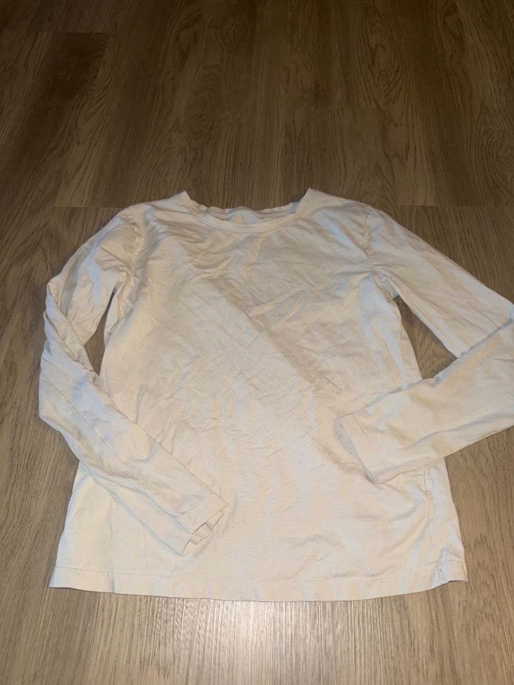 Minimalist White Long Sleeve Baby Tee Clean Girl‎ Essential Layering Basic XS